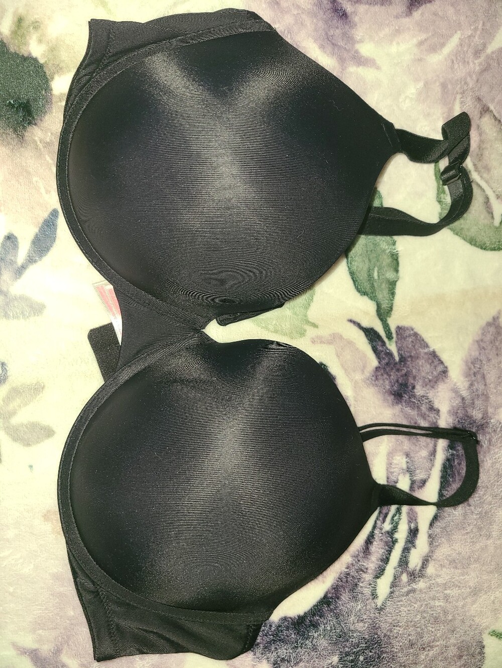 PINK Everywhere Push-up Bra